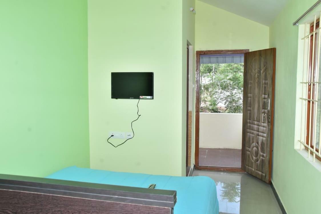 Tom And Jerry Resorts Yercaud Exterior photo